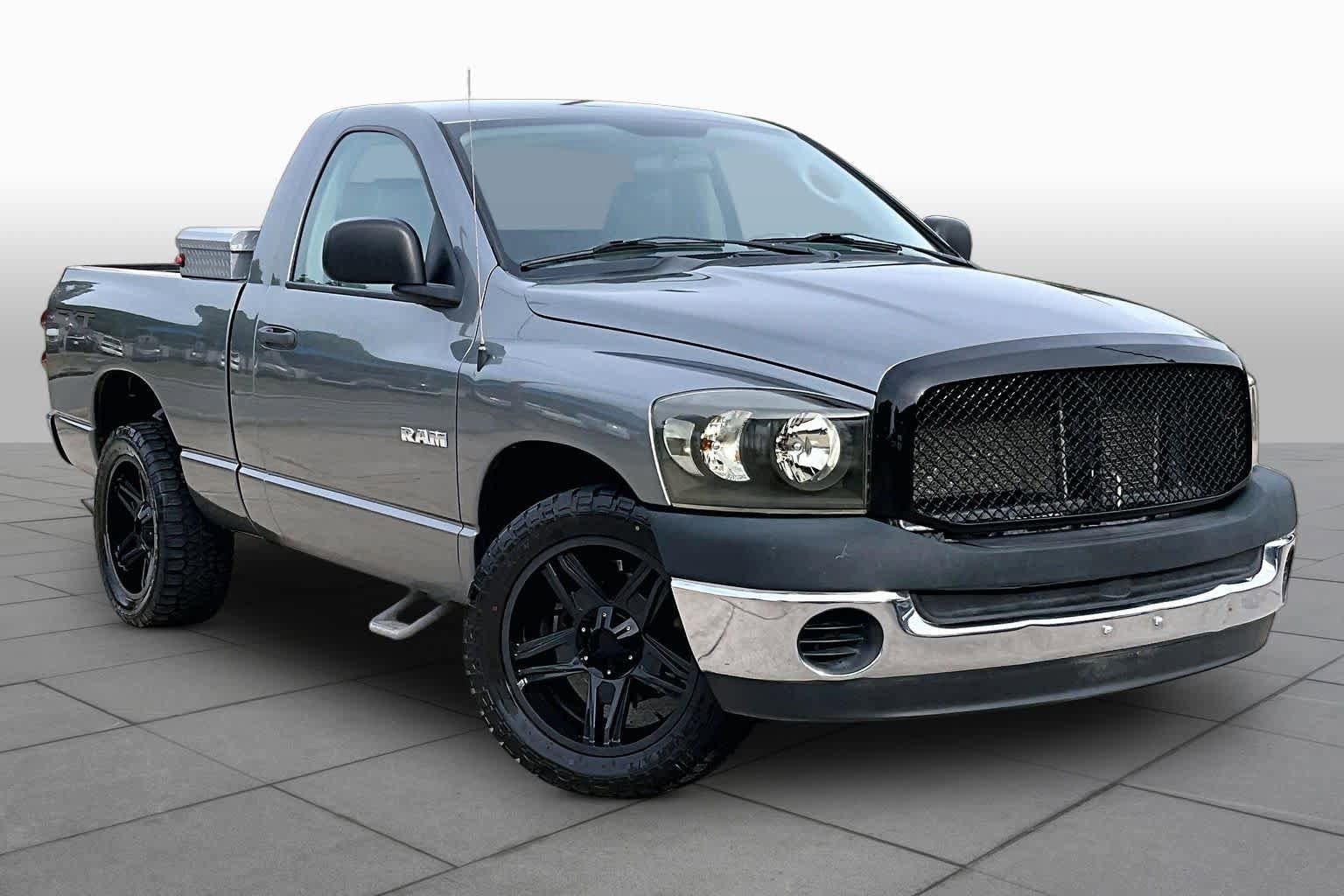 Used 2008 Dodge Ram 1500 Truck ST RWD image 2