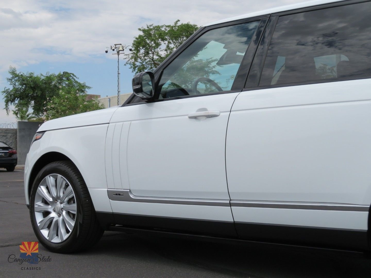Used 2014 Land Rover Range Rover Long Wheelbase Supercharged AWD/4WD image 24