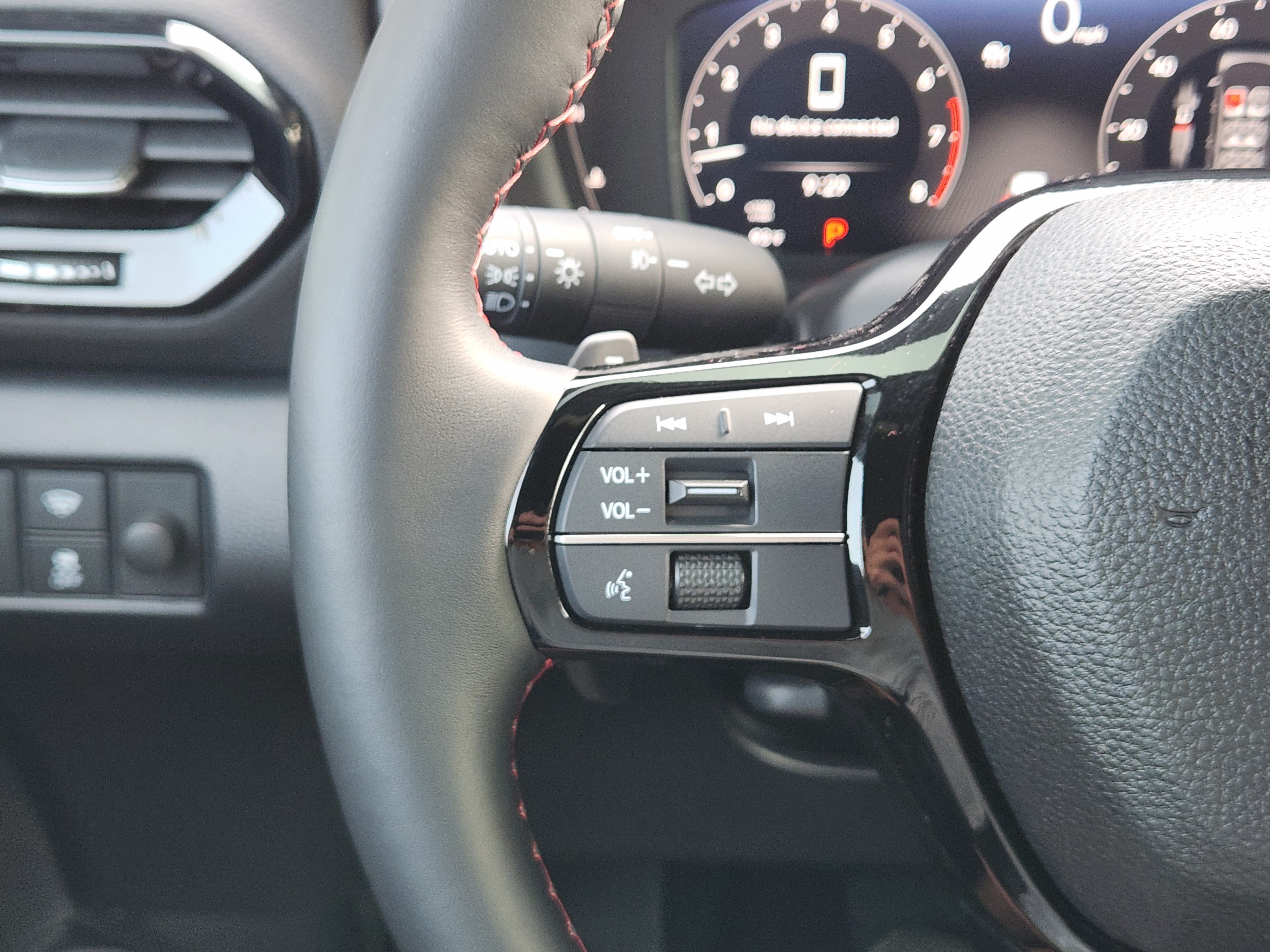 Used 2025 Honda Pilot Black Edition image 26