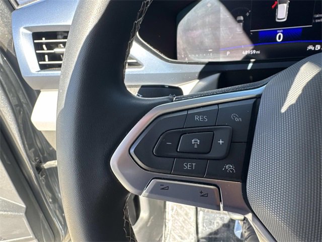 Certified 2022 Volkswagen Taos SE image 15