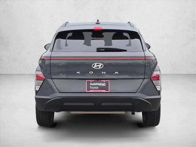 Used 2025 Hyundai Kona SEL FWD image 7