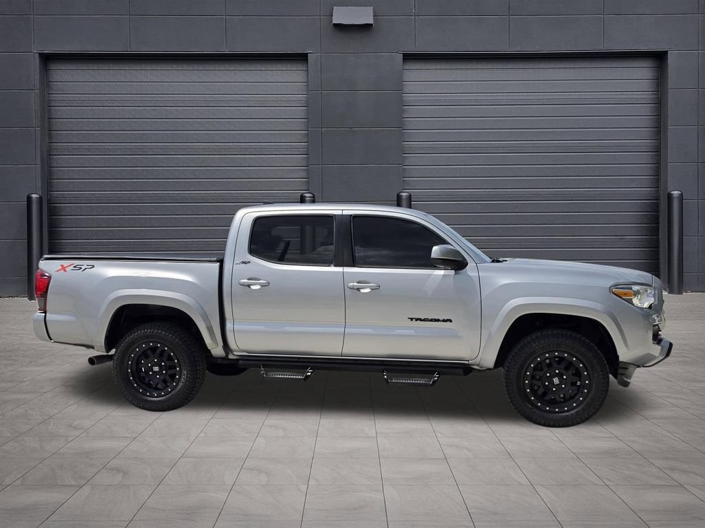 Used 2019 Toyota Tacoma SR5 RWD image 4