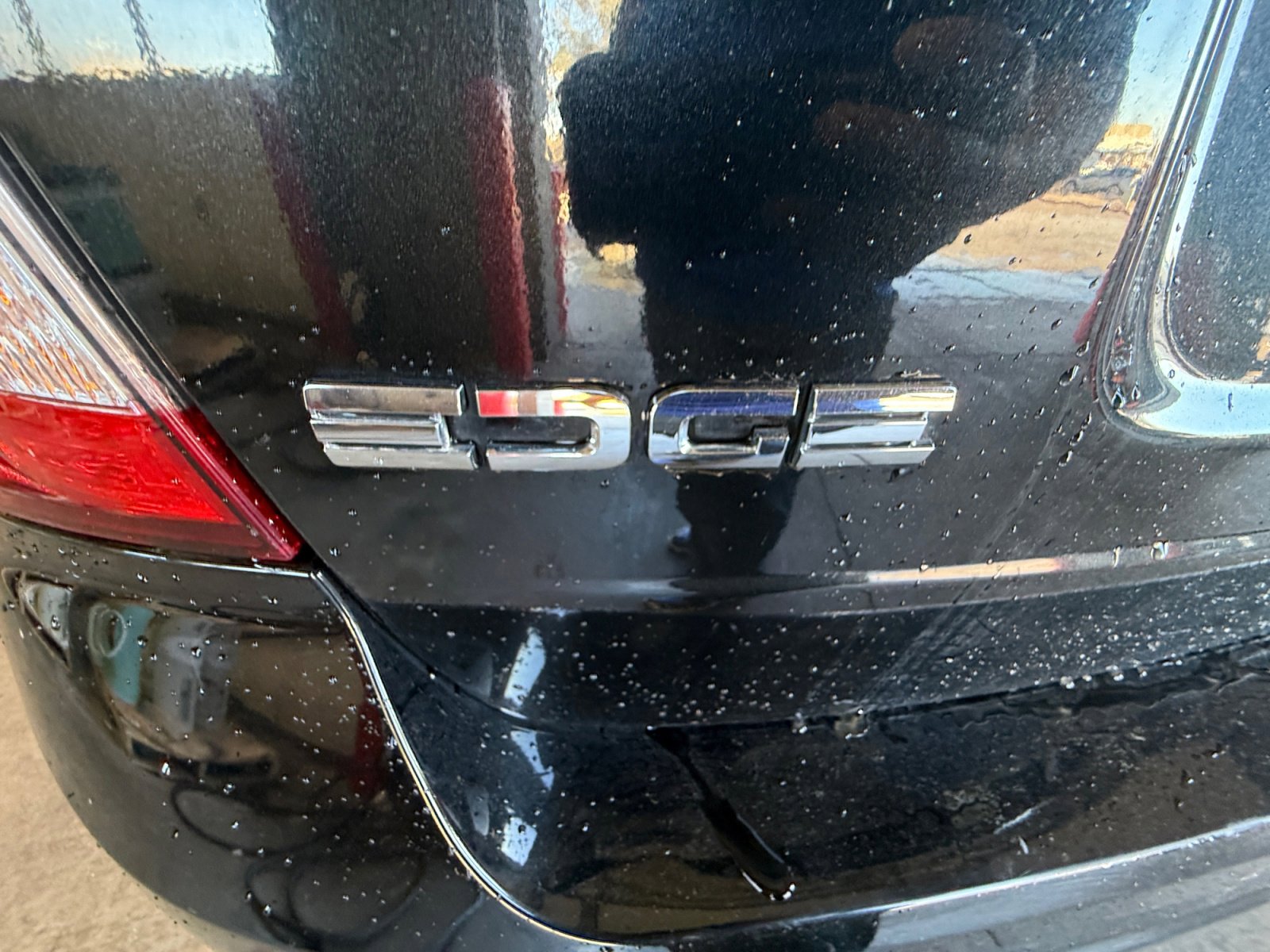 Used 2013 Ford Edge SEL image 24