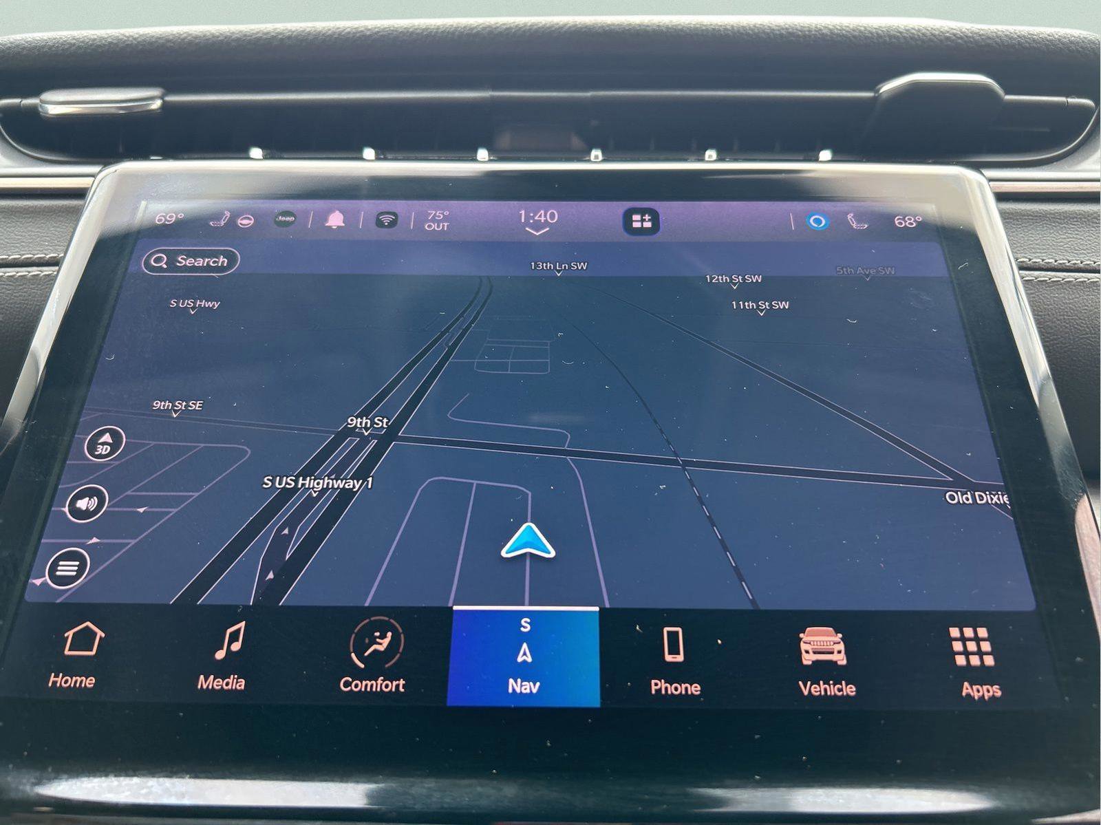 Certified 2023 Jeep Grand Cherokee Limited image 17