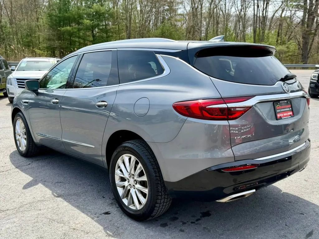 Used 2018 Buick Enclave Essence AWD/4WD image 6