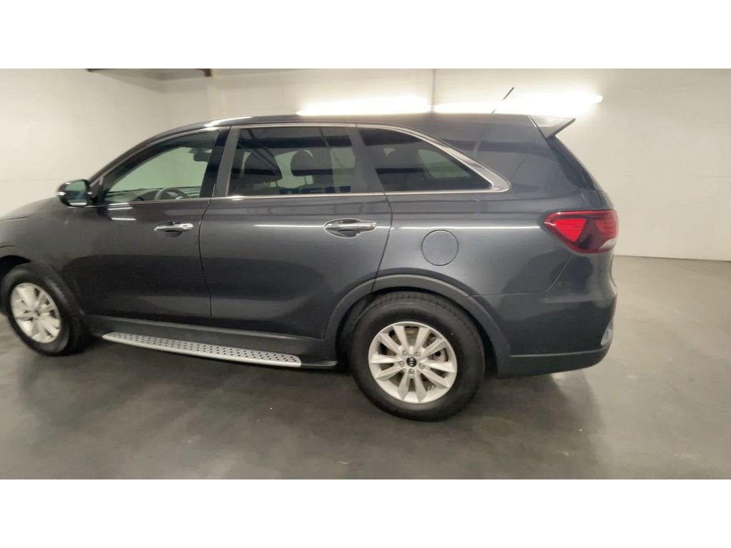 Used 2019 Kia Sorento LX image 6