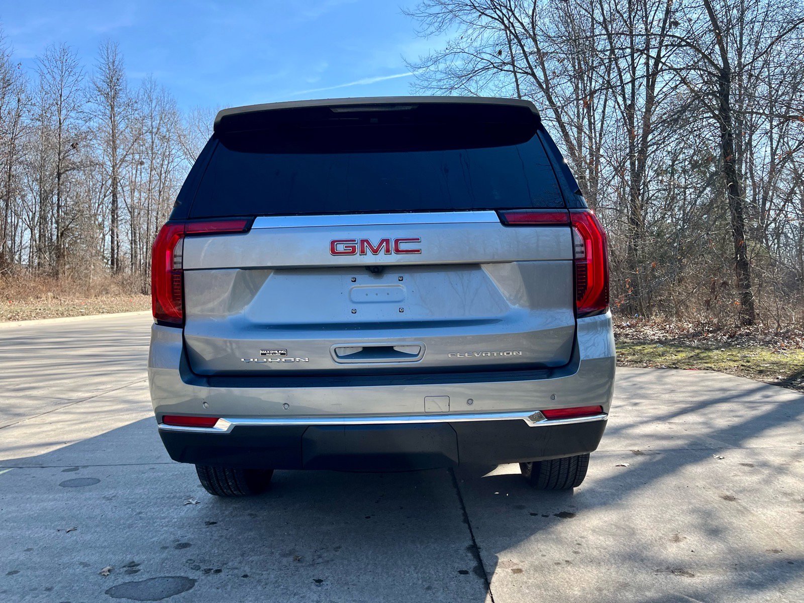 New 2026 GMC Yukon Elevation image 9