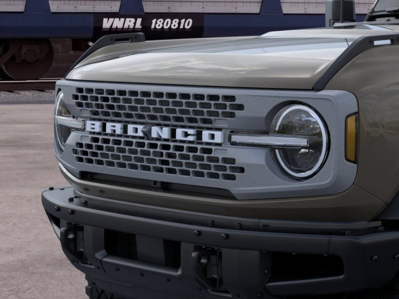 New 2026 Ford Bronco Badlands AWD/4WD image 19
