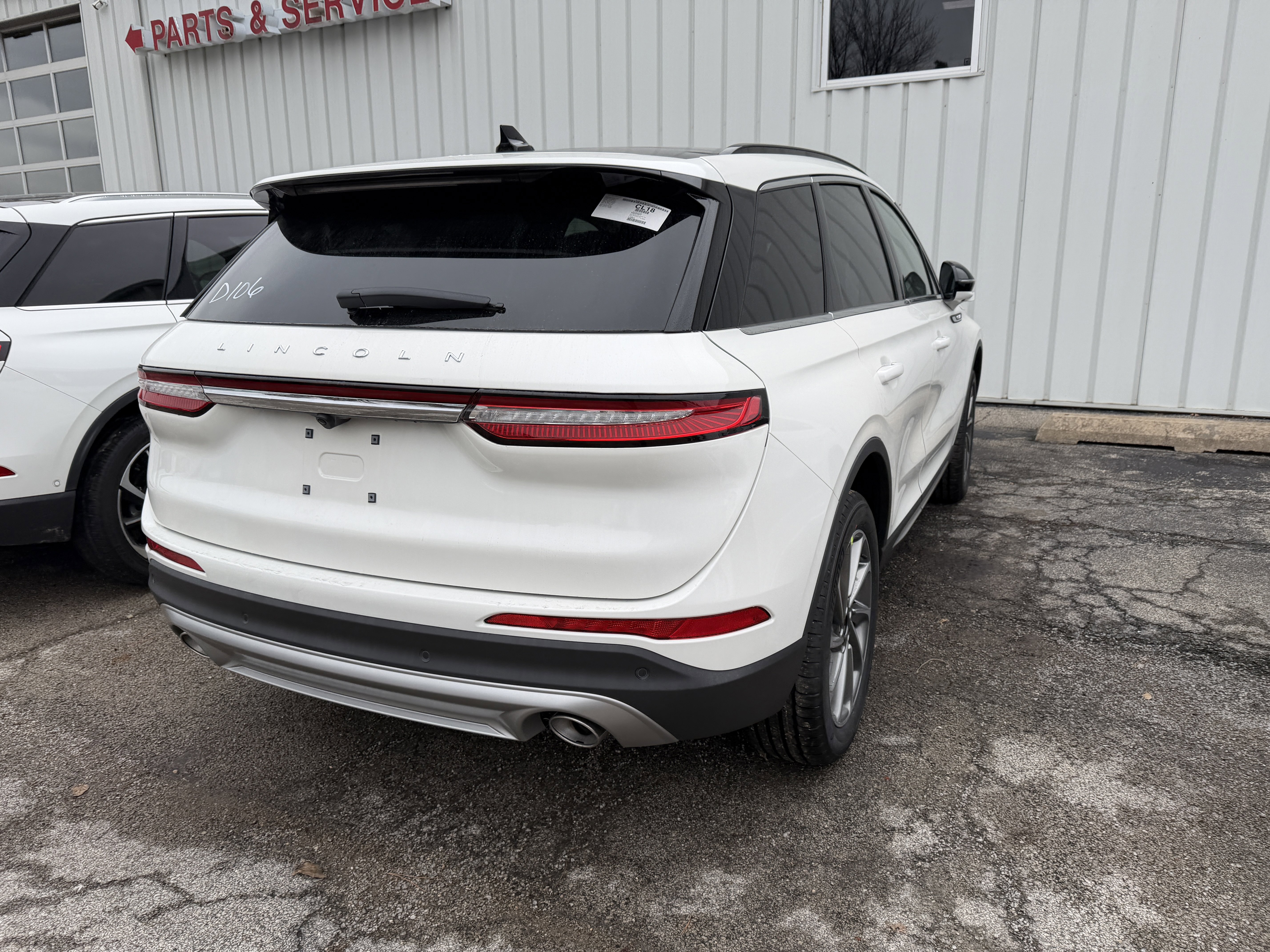 New 2026 Lincoln Corsair Premiere image 8