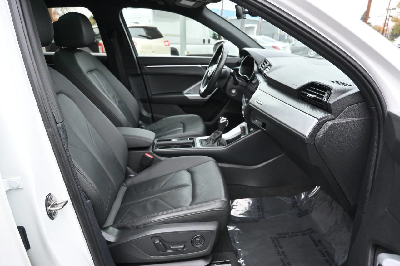 Used 2021 Audi Q3 2.0T Premium AWD/4WD image 12