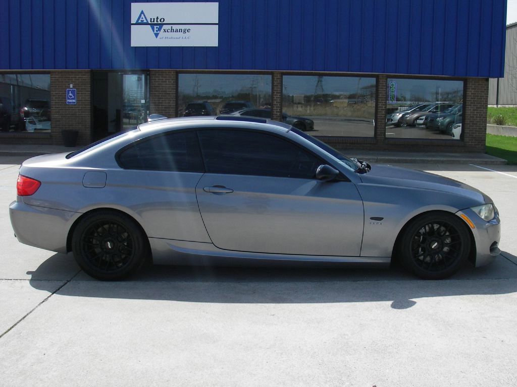 Used 2011 BMW 335is Coupe RWD image 4
