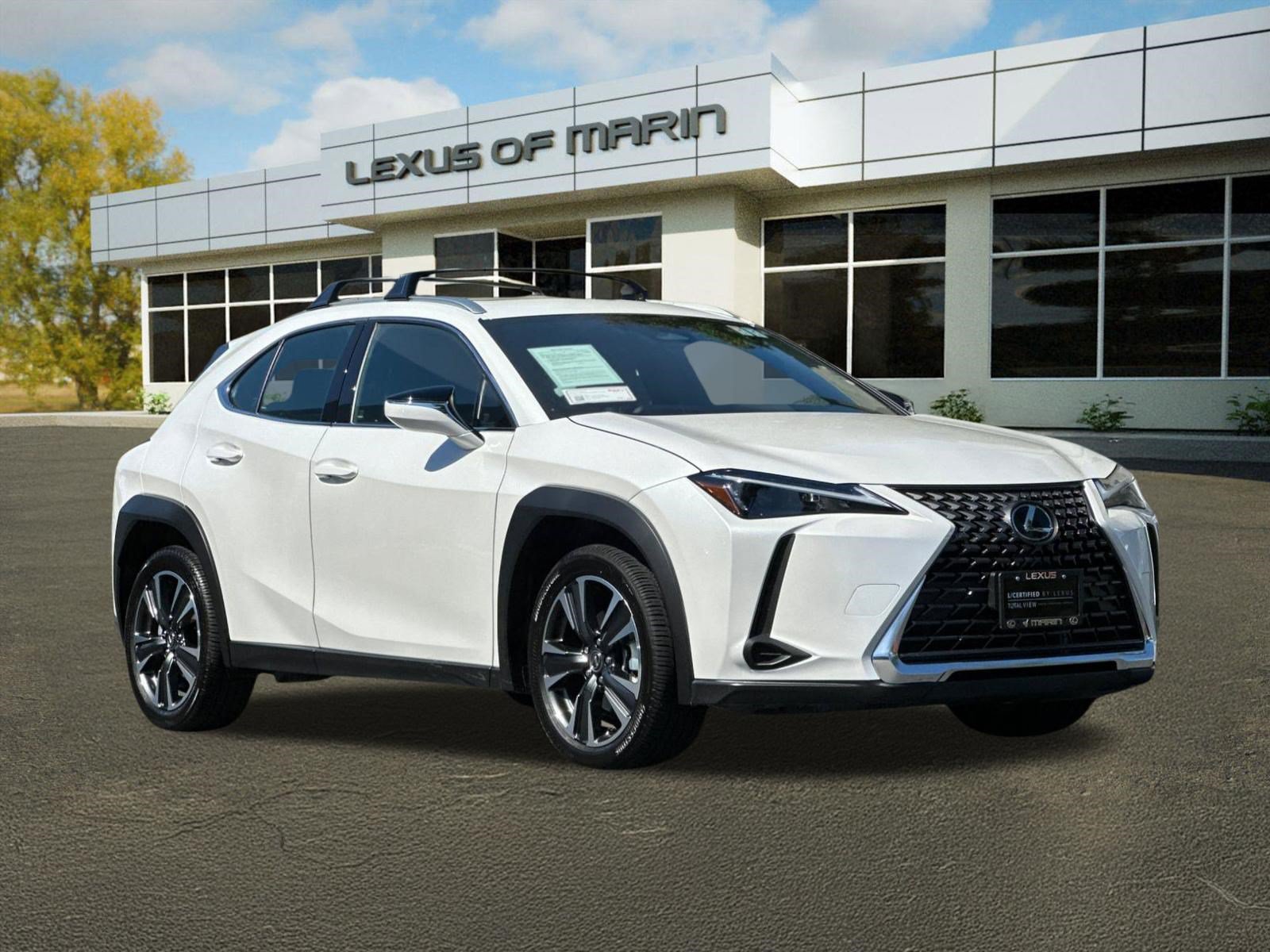 Used 2025 Lexus UX 300h FWD w/ Accessory Package (Z2) image 6