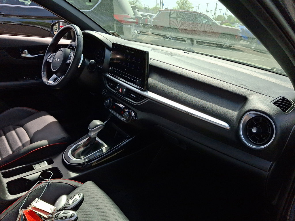 Used 2023 Kia Forte GT w/ GT2 Package FWD image 11