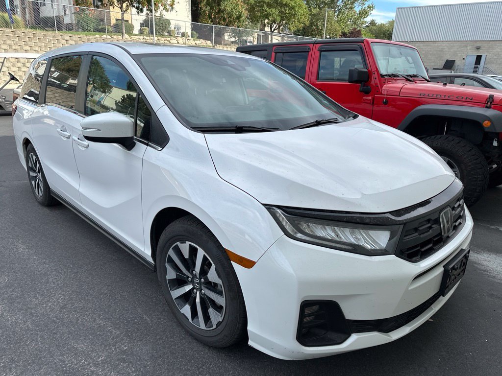 Used 2025 Honda Odyssey EX-L image 2