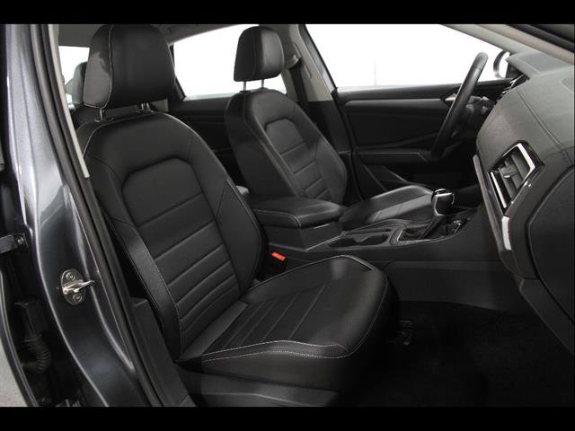 Certified 2023 Volkswagen Jetta SE FWD image 15