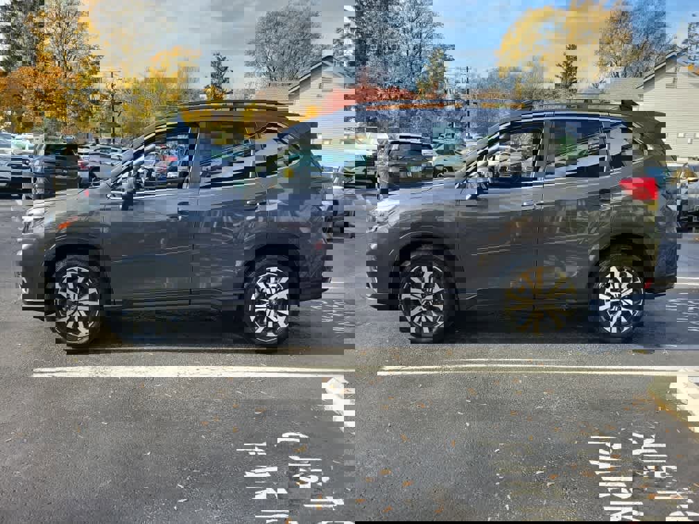 Used 2020 Subaru Forester Limited image 7