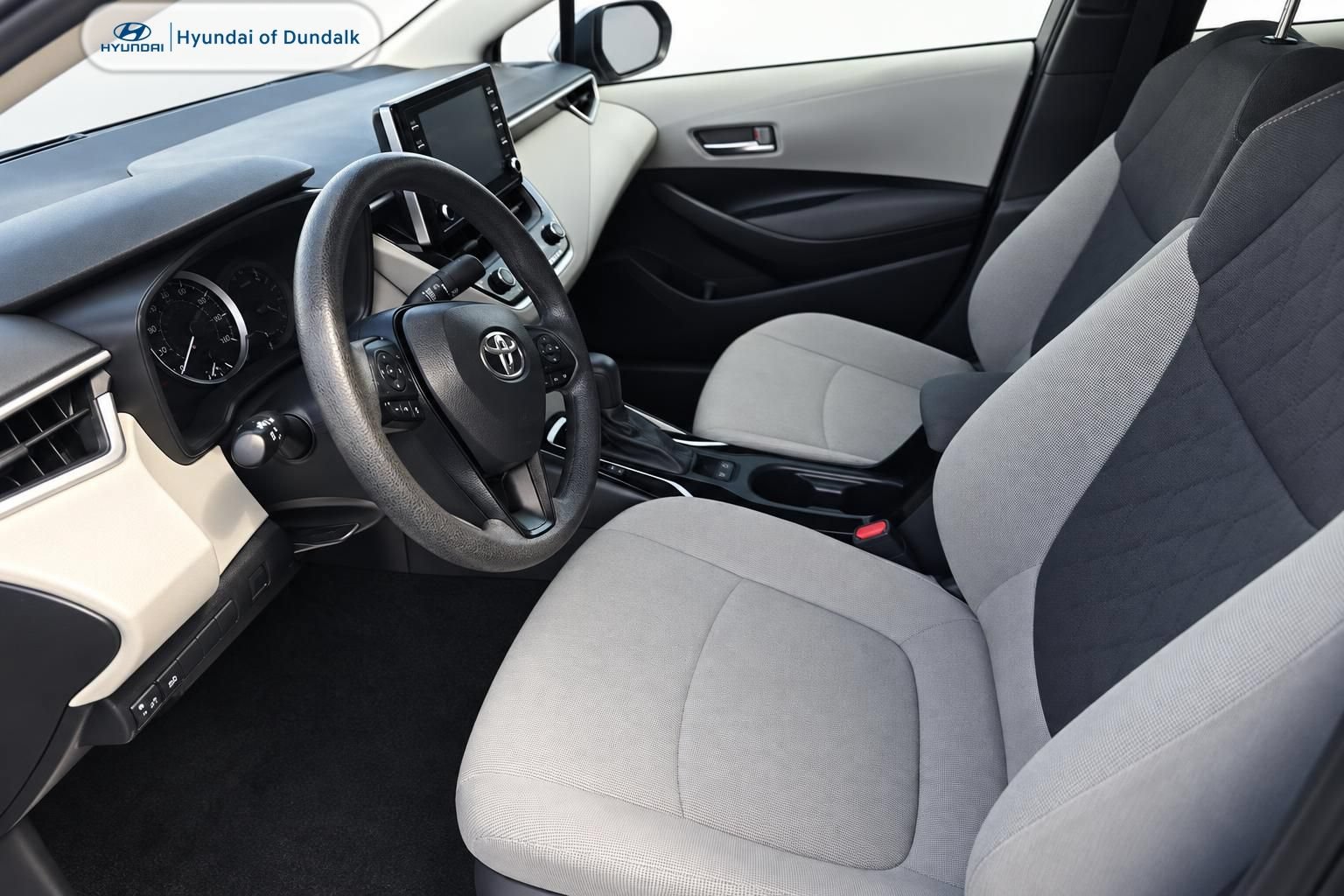 Used 2020 Toyota Corolla LE FWD image 7