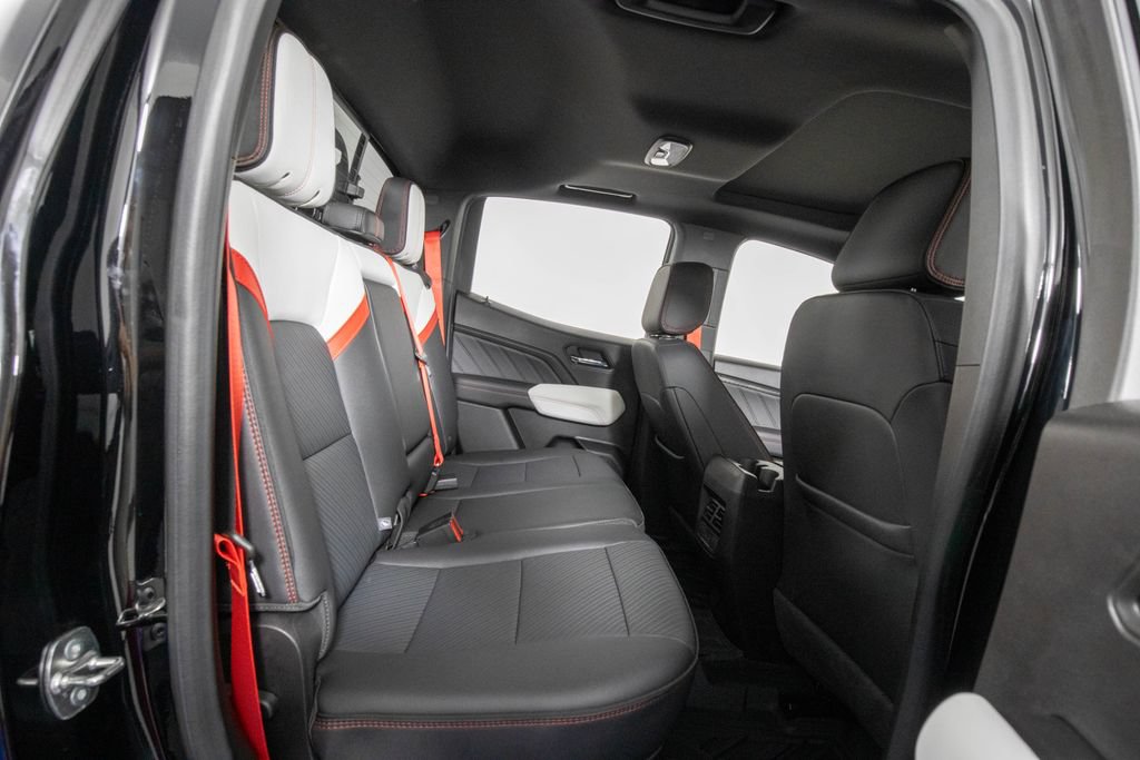 Used 2024 GMC Canyon AT4X w/ AT4X AEV Edition AWD/4WD image 13