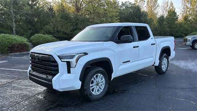 New 2026 Toyota Tundra SR5 image 2
