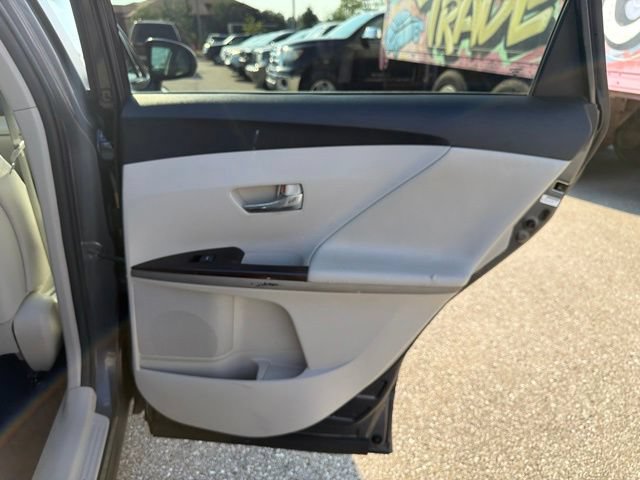Used 2009 Toyota Venza AWD image 25
