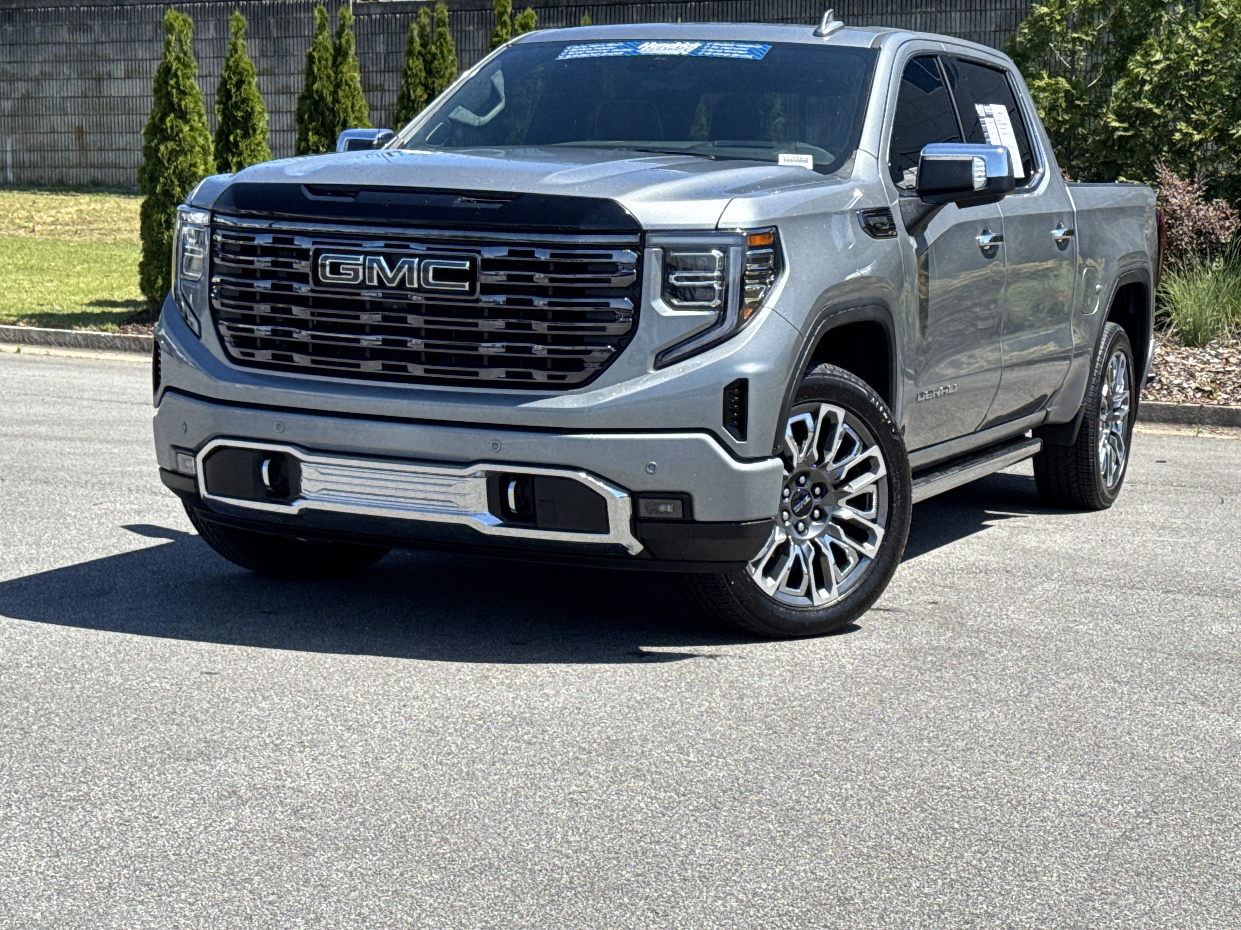 Used 2025 GMC Sierra 1500 Denali Ultimate AWD/4WD image 5