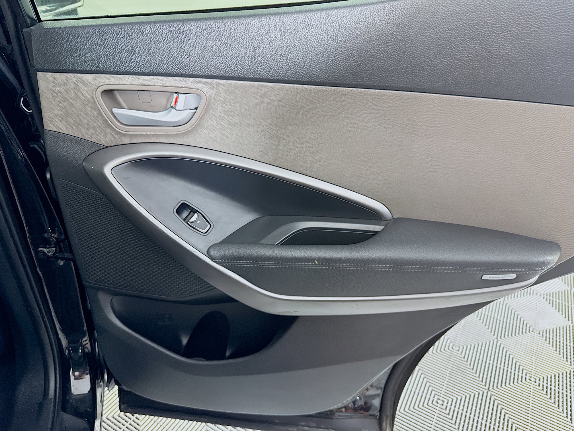 Used 2017 Hyundai Santa Fe Sport image 27