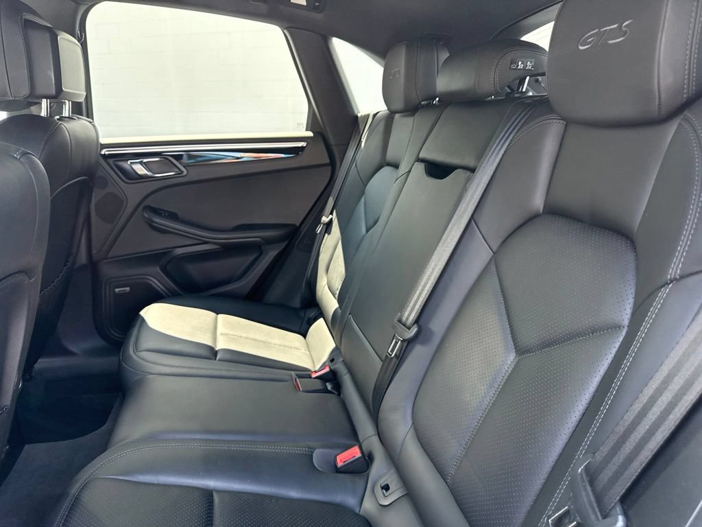 Used 2017 Porsche Macan GTS AWD/4WD image 15