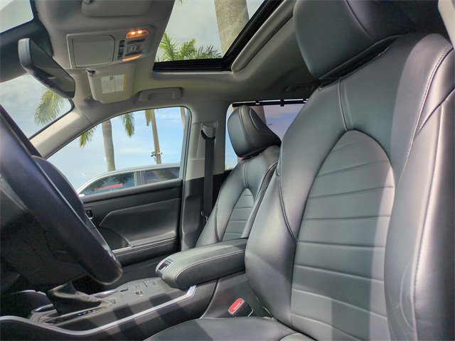 Used 2022 Toyota Highlander XLE image 22