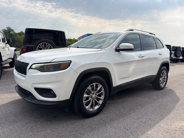Used 2021 Jeep Cherokee Latitude Lux w/ Mopar Interior Package AWD/4WD image 7