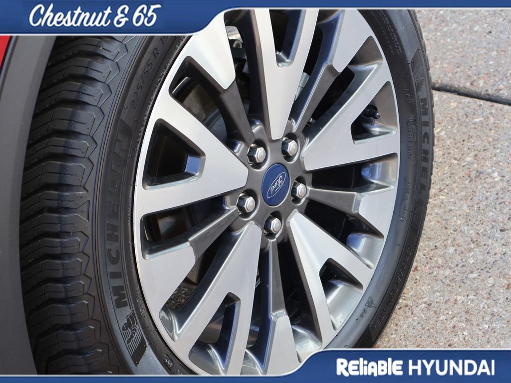 Used 2020 Ford Escape Titanium AWD/4WD image 43