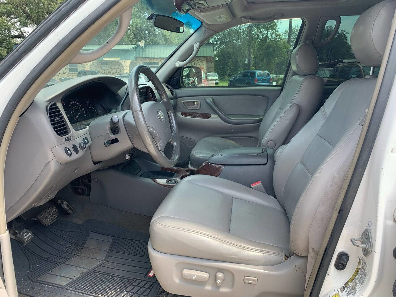 Used 2006 Toyota Sequoia SR5 image 13