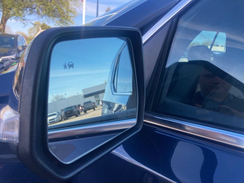 Certified 2023 Chevrolet Traverse LT AWD/4WD image 15