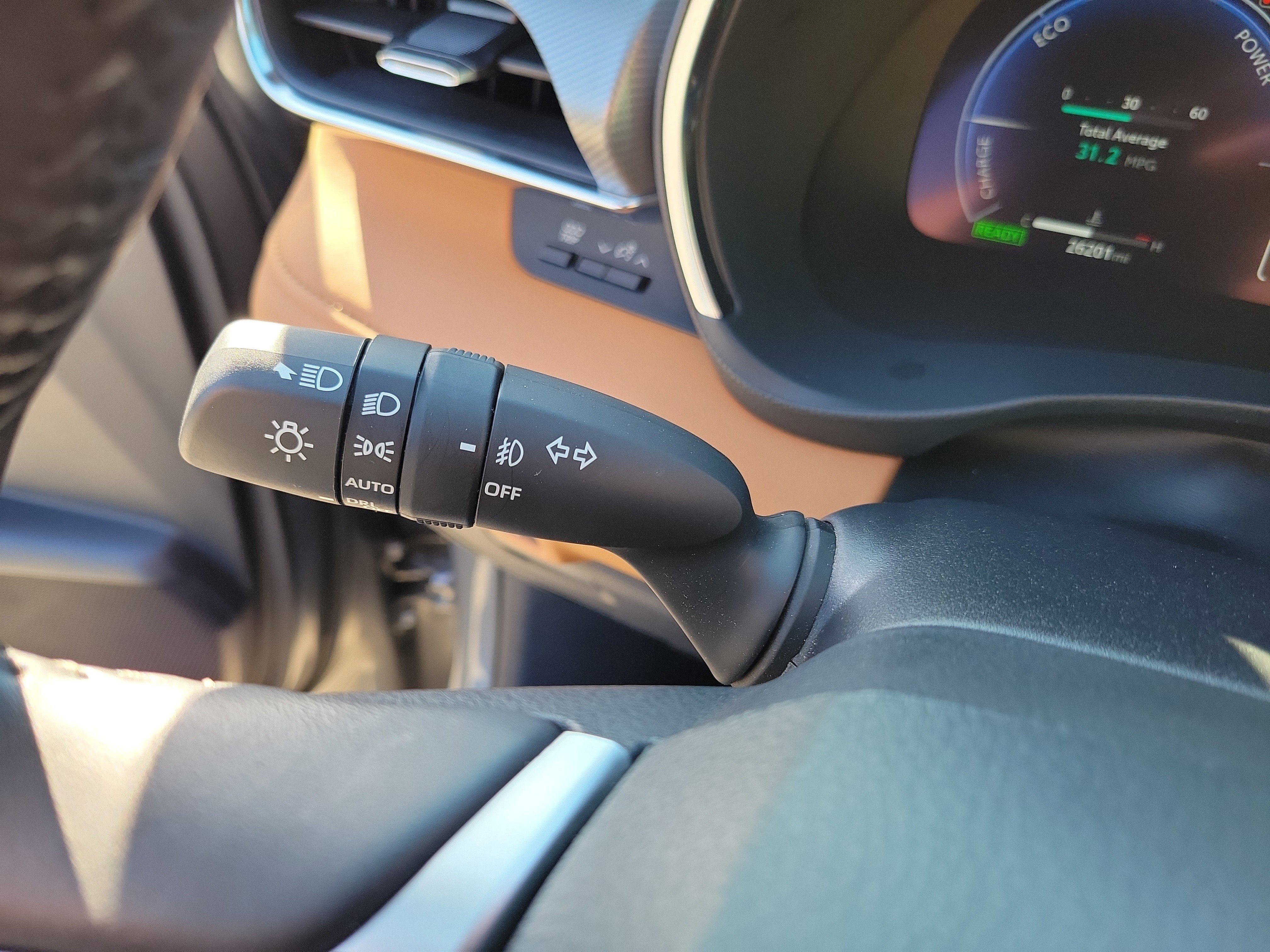 Certified 2025 Toyota Highlander Platinum image 29