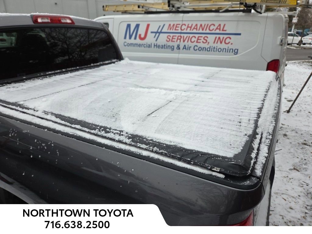 Used 2016 Toyota Tundra SR5 image 11