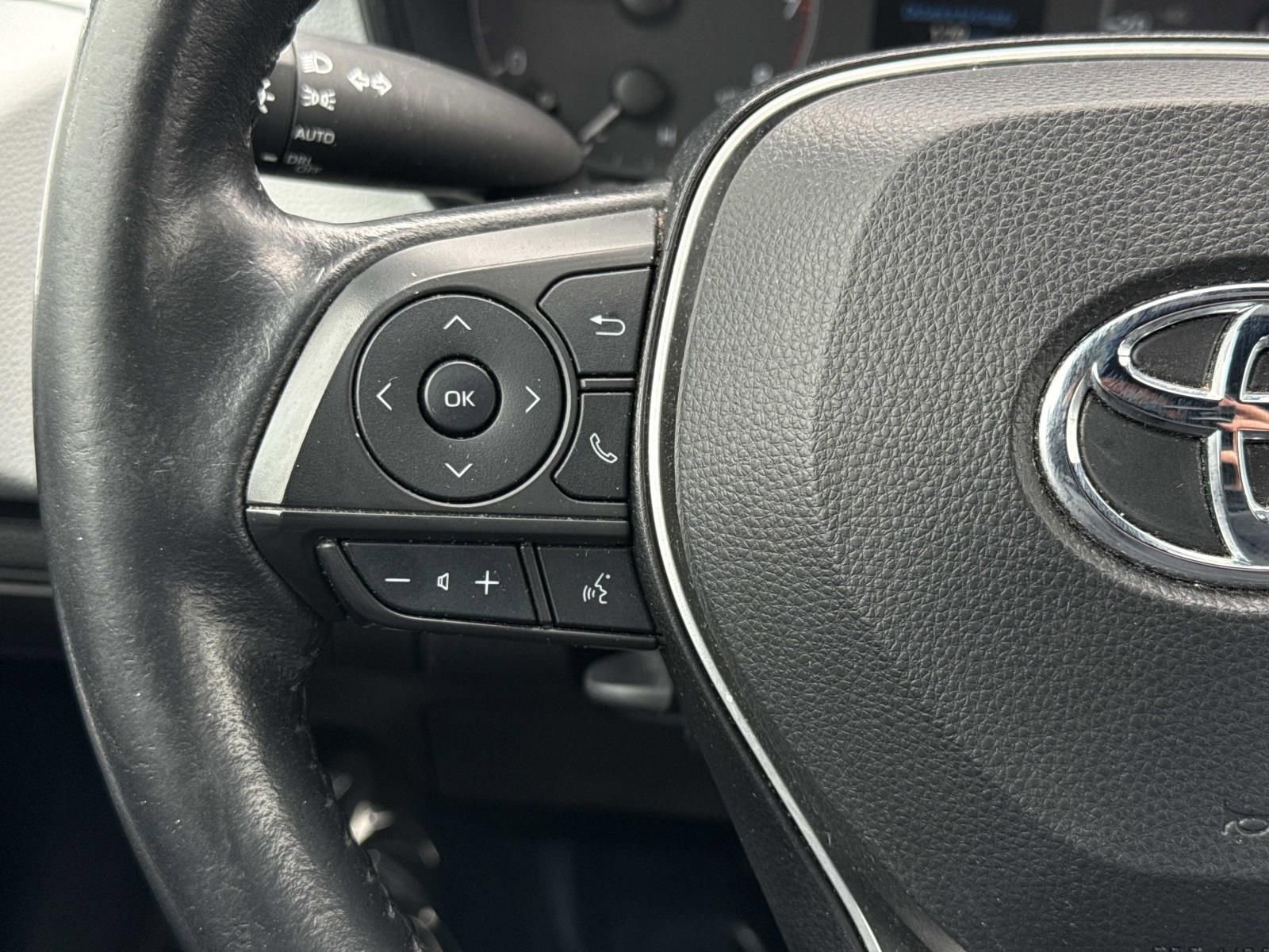 Used 2023 Toyota Corolla SE image 16