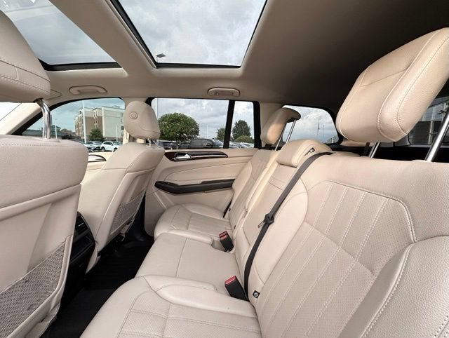 Used 2019 Mercedes-Benz GLS 450 4MATIC image 32
