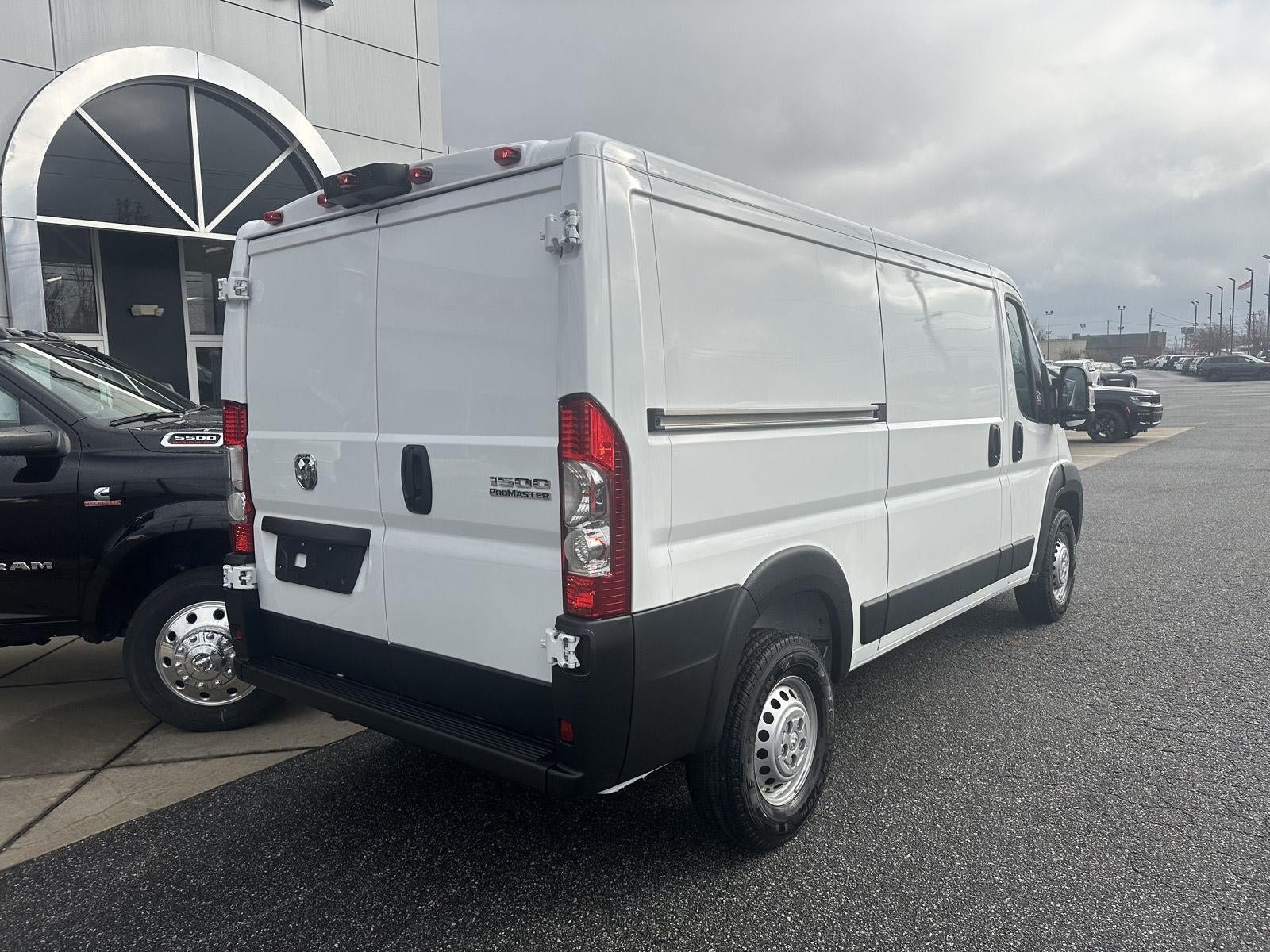 New 2026 RAM ProMaster 1500 w/ Convenience Group FWD image 8