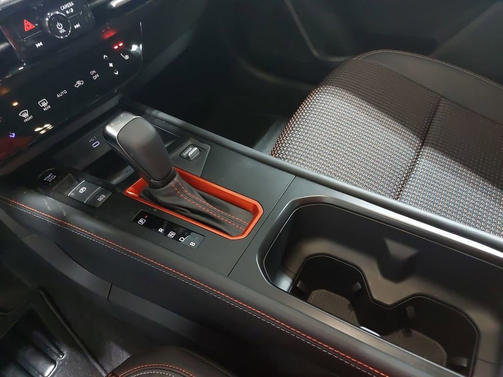 New 2026 Nissan Kicks SR w/ SR Premium Package image 24