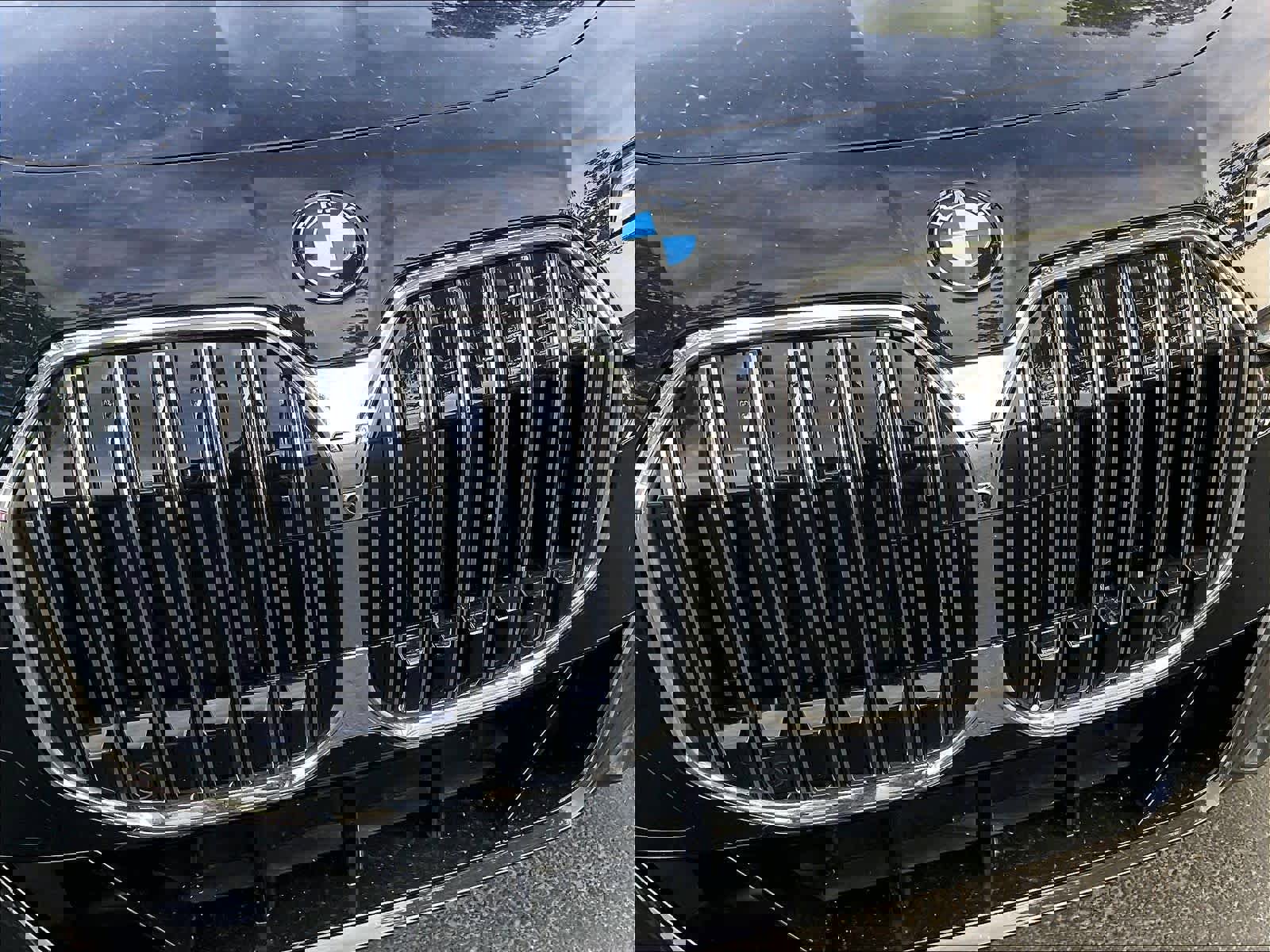 Used 2023 BMW 740i image 29