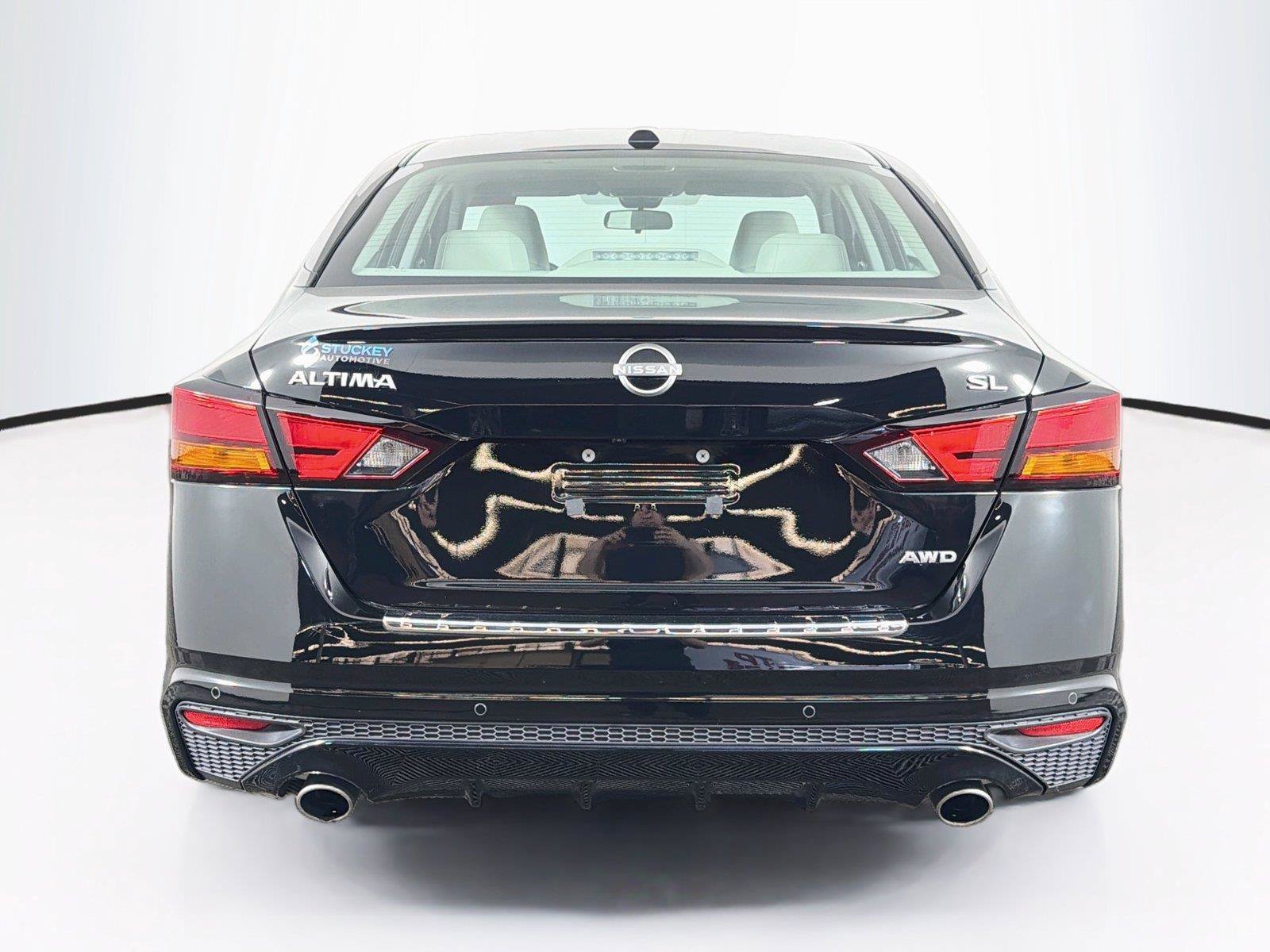 Used 2023 Nissan Altima 2.5 SL AWD/4WD image 10