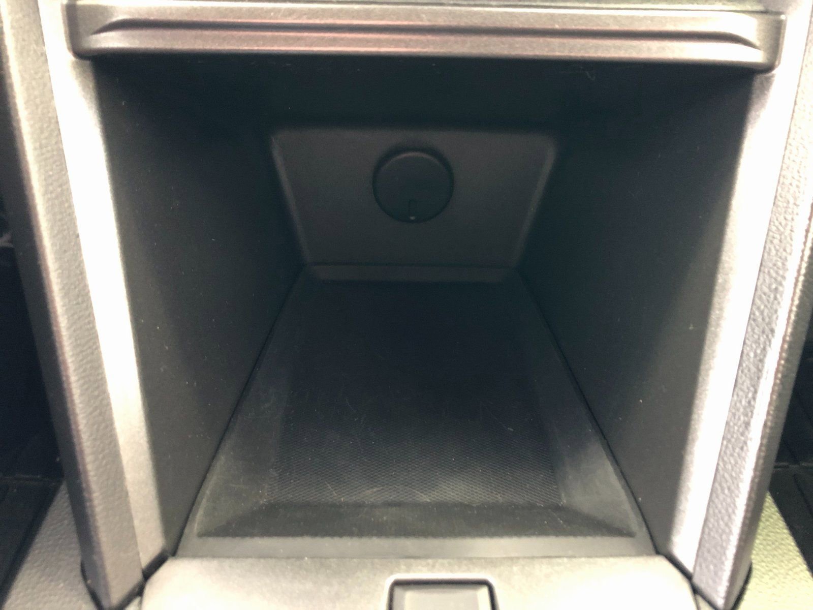 Used 2017 Chevrolet Equinox LT w/ Convenience Package image 28