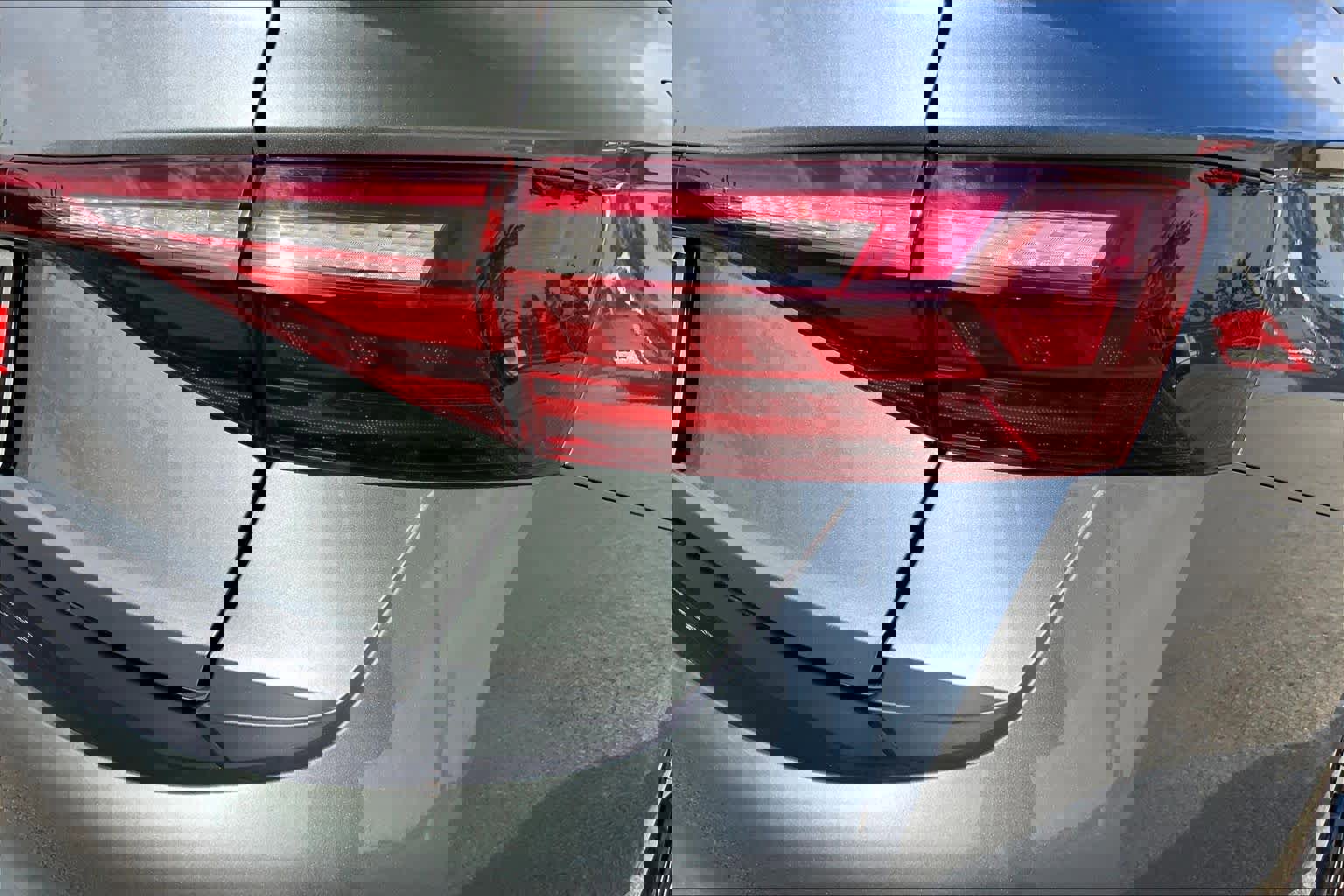 Used 2025 Volkswagen Jetta Sport image 30