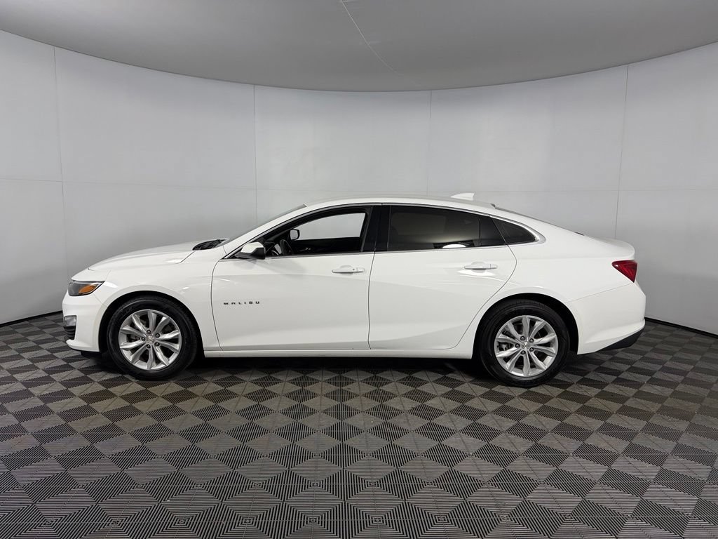 Used 2025 Chevrolet Malibu LT FWD image 11