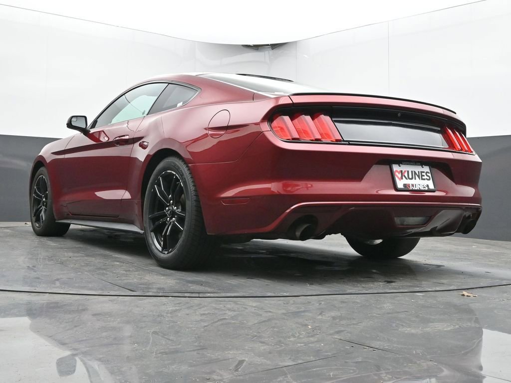 Used 2017 Ford Mustang Coupe RWD image 37