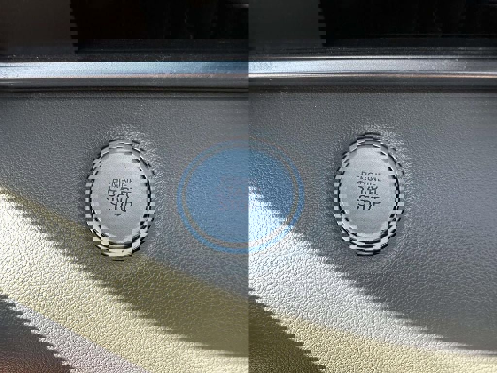 Used 2021 Hyundai Elantra SEL w/ Convenience Package FWD image 25