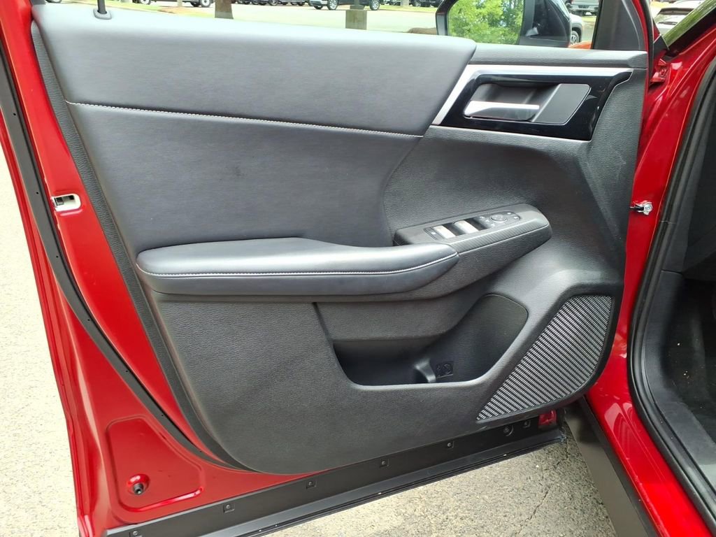 Used 2024 Mitsubishi Outlander SE Black Edition FWD image 19
