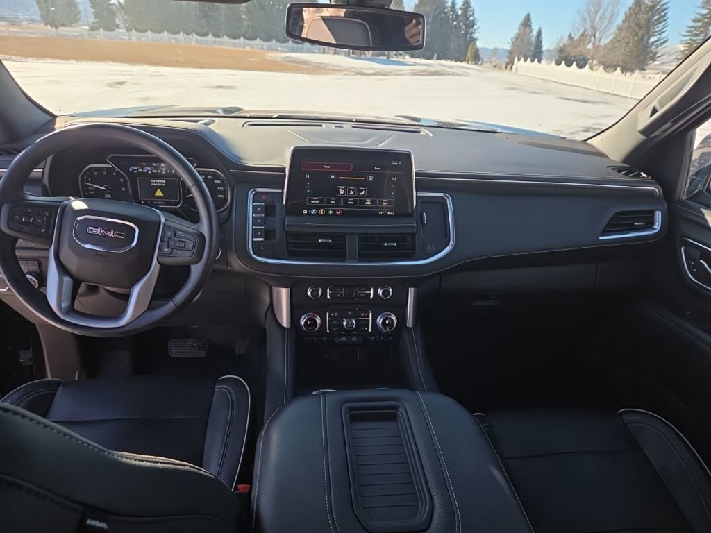 Used 2021 GMC Yukon SLT w/ SLT Luxury Plus Package image 10