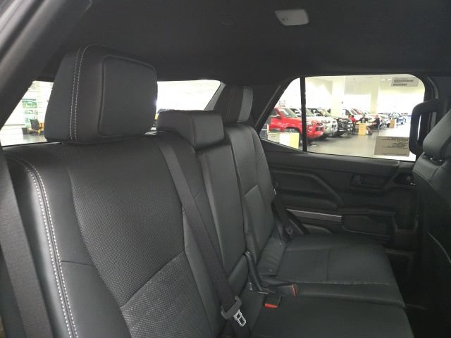 New 2026 Toyota 4Runner TRD Off-Road Premium AWD/4WD image 12
