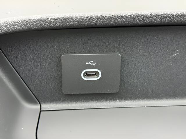 New 2026 Ford Transit 150 148 Medium Roof AWD w/ Exterior Upgrade Package image 16