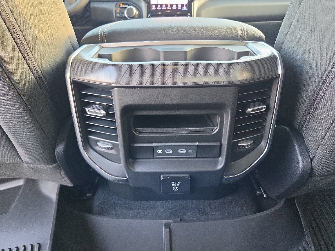 New 2027 RAM 1500 4x4 Crew Cab image 22